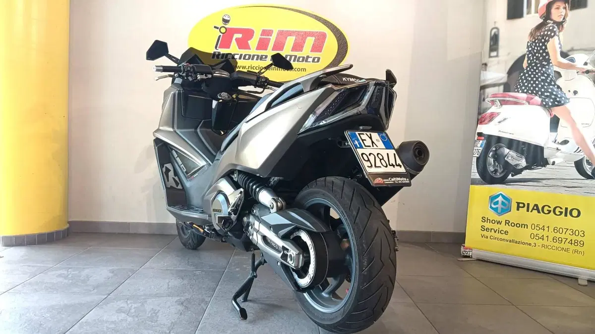 Kymco AK 550 ETS (2021 - 26) (5)