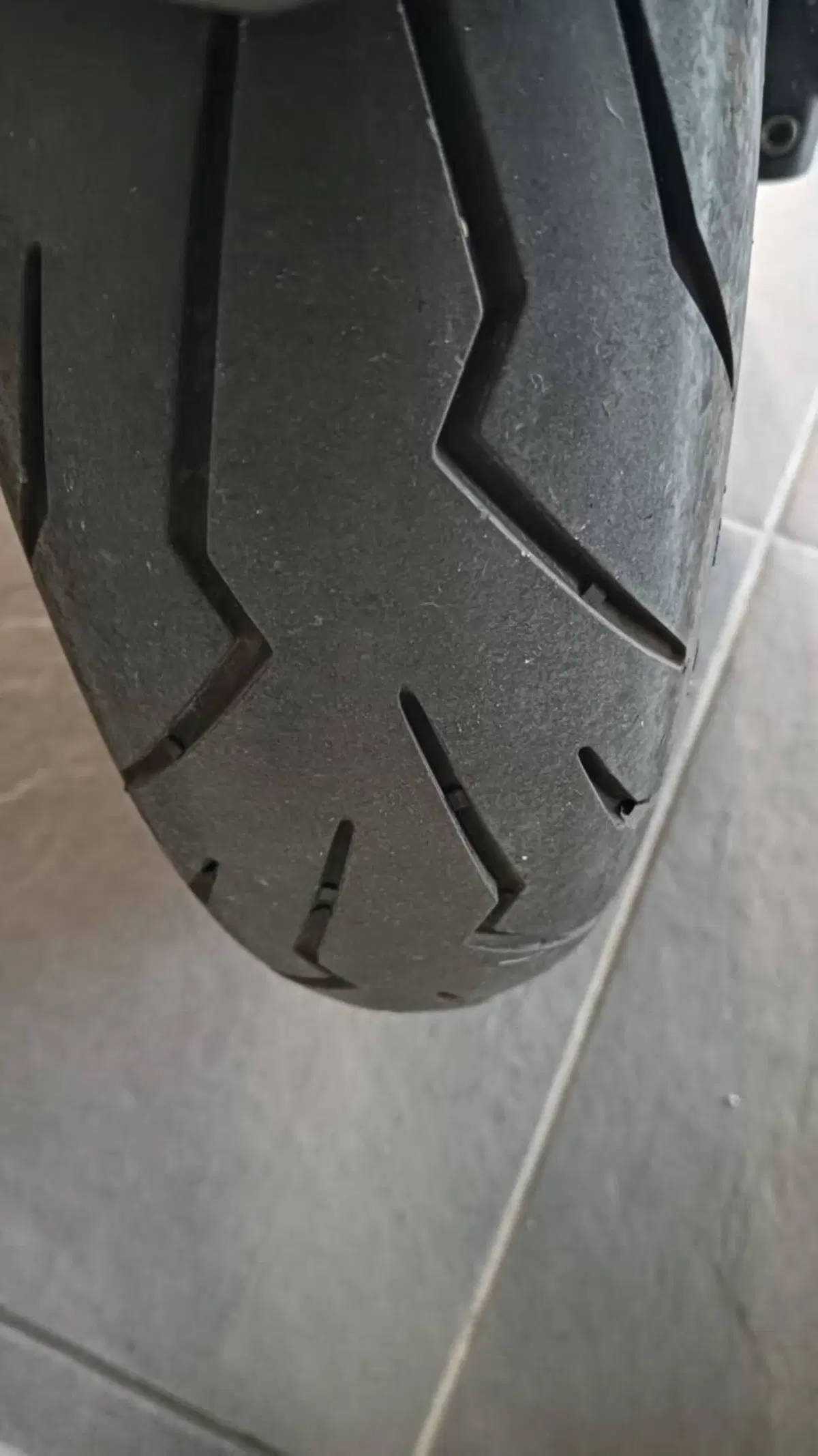 Kymco AK 550 ETS (2021 - 26) (15)