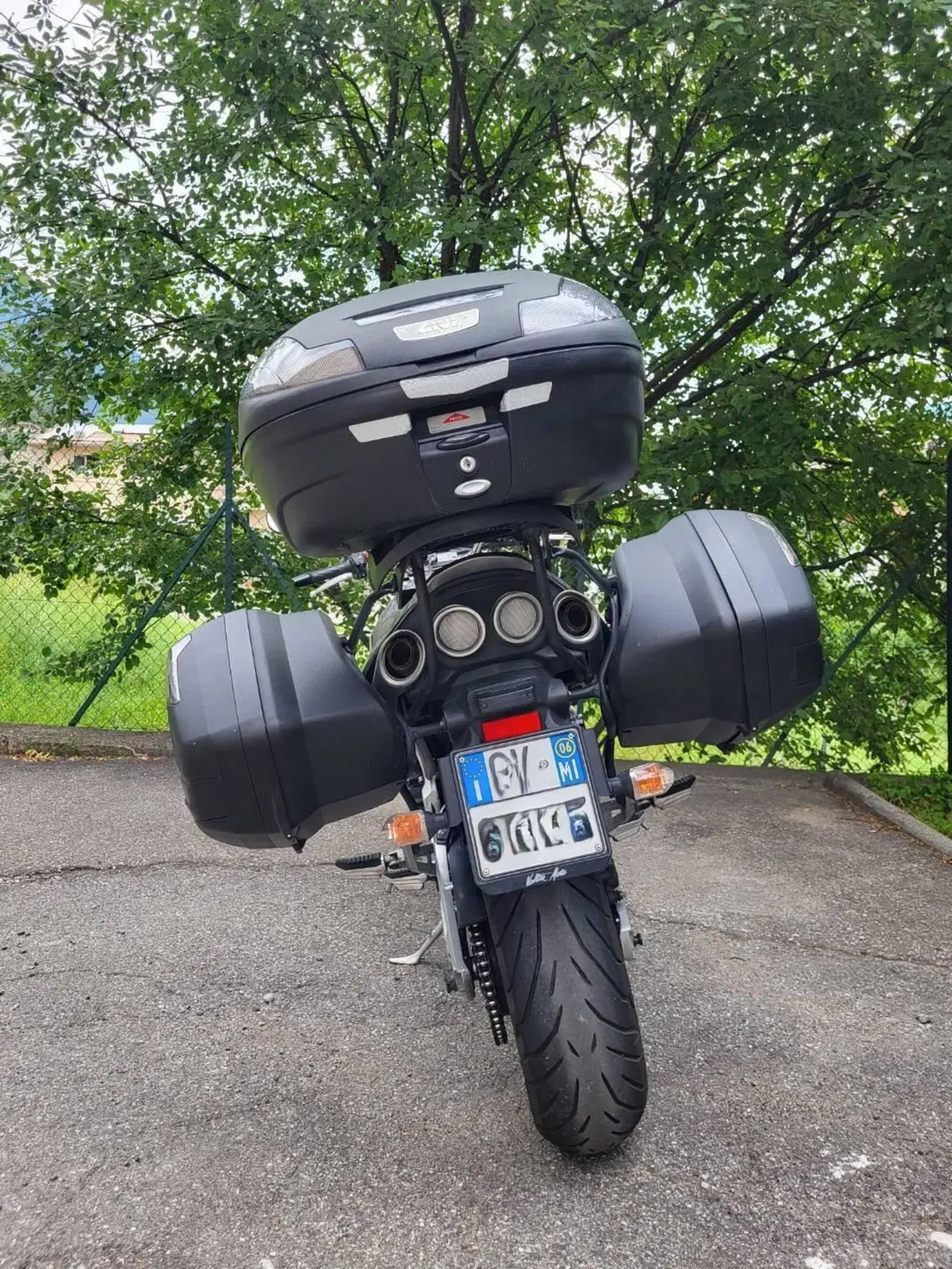 Suzuki GSR 600 (2006 - 11) (5)