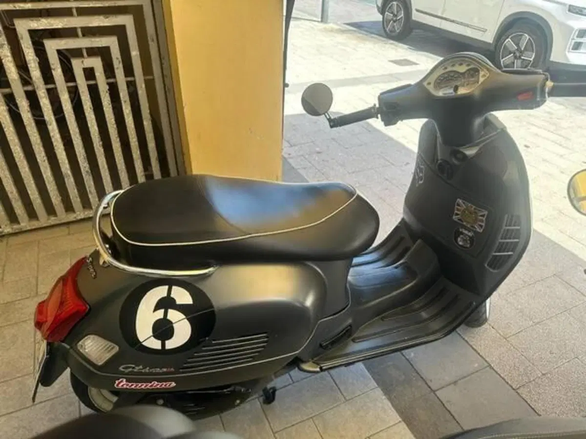 Vespa GTS 125 Super (2008 - 16) (6)