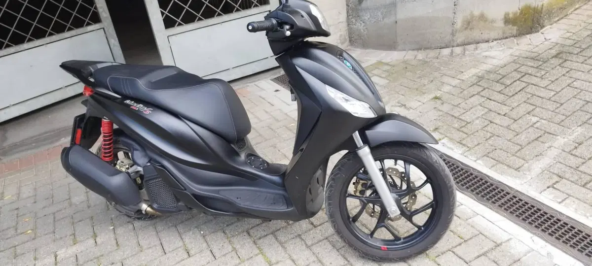 Piaggio Medley 125 S ABS (2021 - 24) (4)