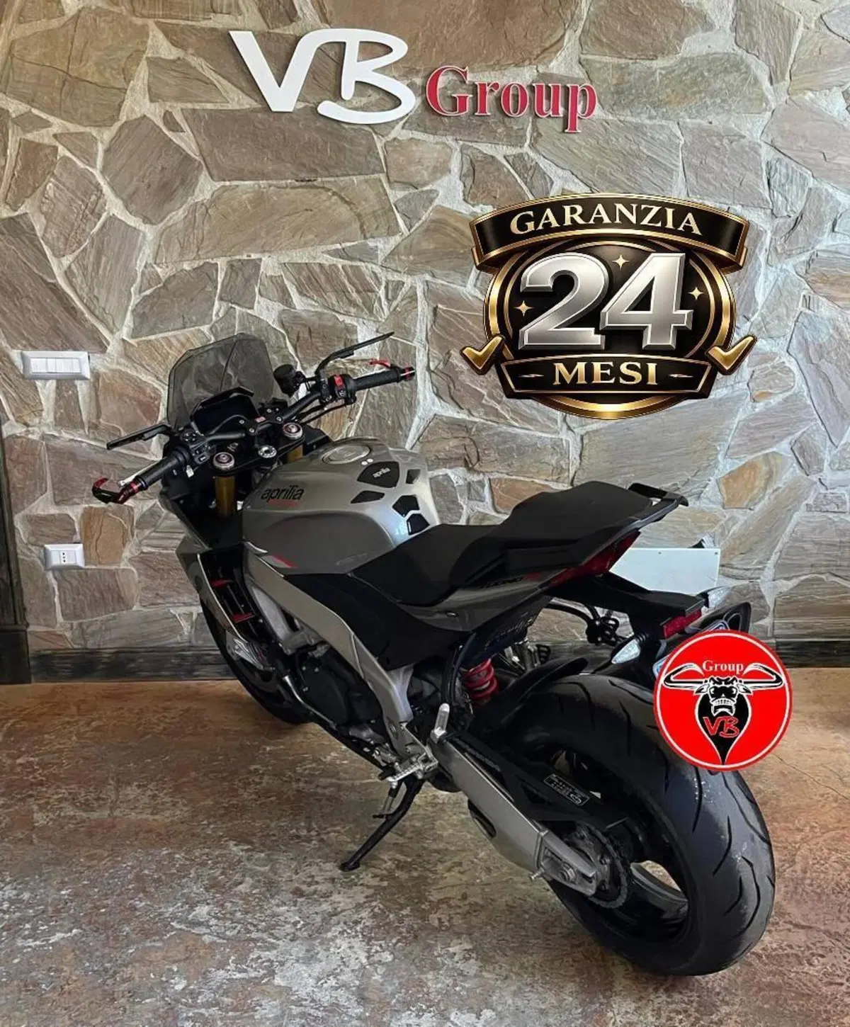 Aprilia Tuono V4 (2021 - 24) (6)
