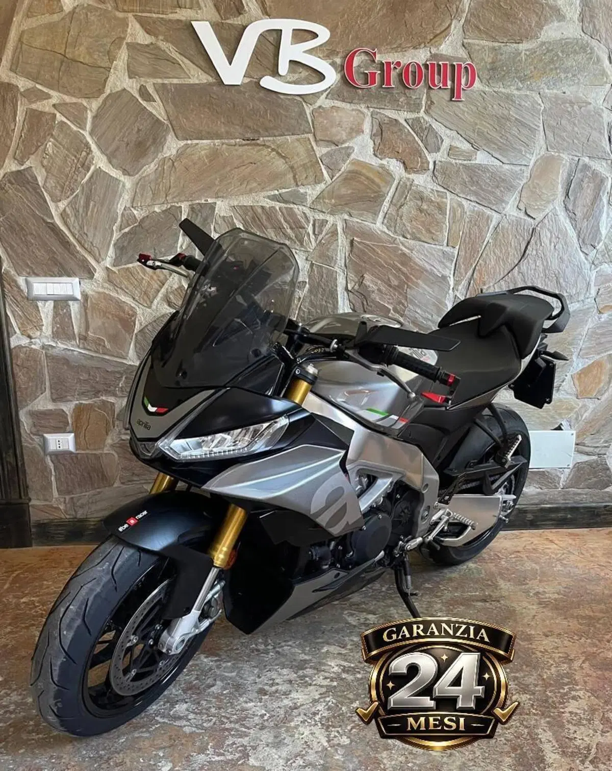 Aprilia Tuono V4 (2021 - 24) (3)