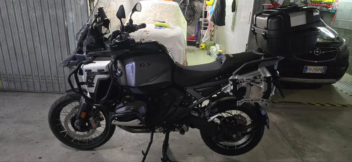 Bmw R 1300 GS Adventure Triple Black (2025 - 26) (4)
