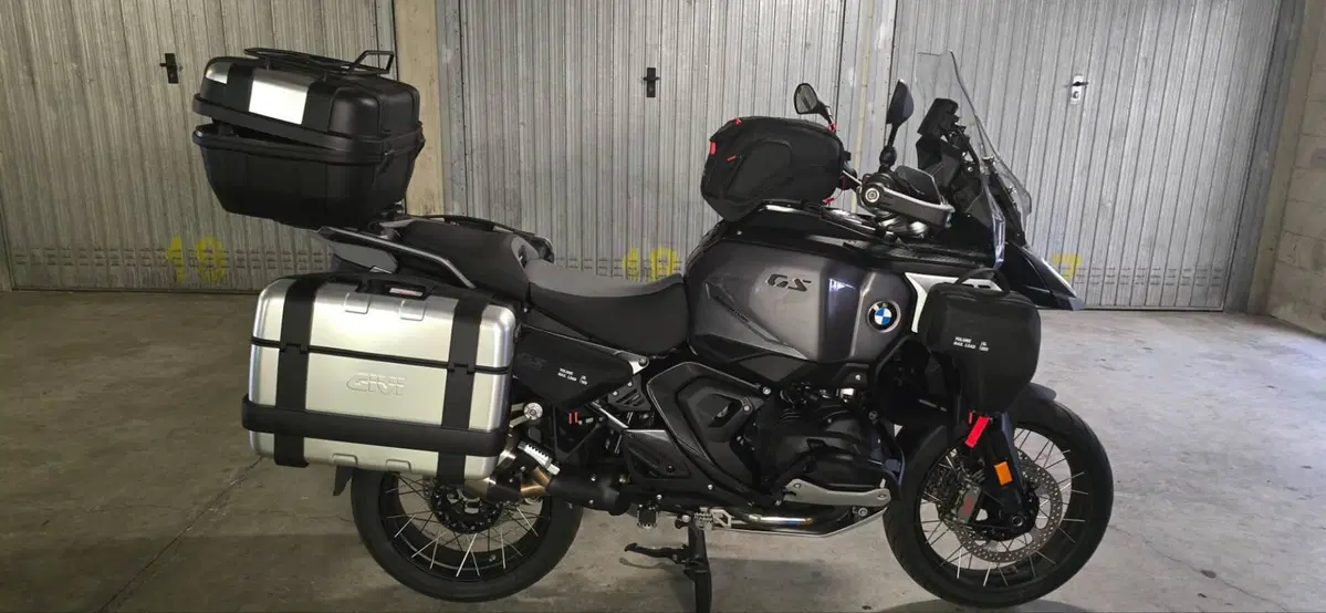 Bmw R 1300 GS Adventure Triple Black (2025 - 26) (6)