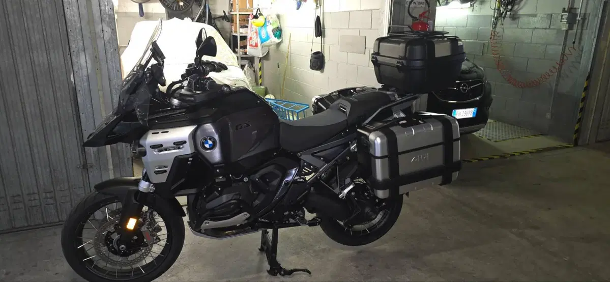 Bmw R 1300 GS Adventure Triple Black (2025 - 26) (9)