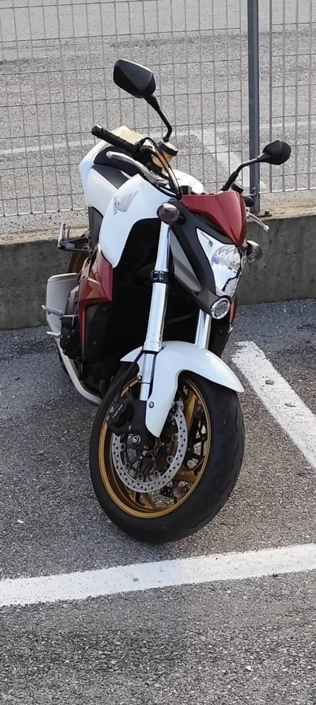 Honda CB 1000 R (2008 - 10) (5)