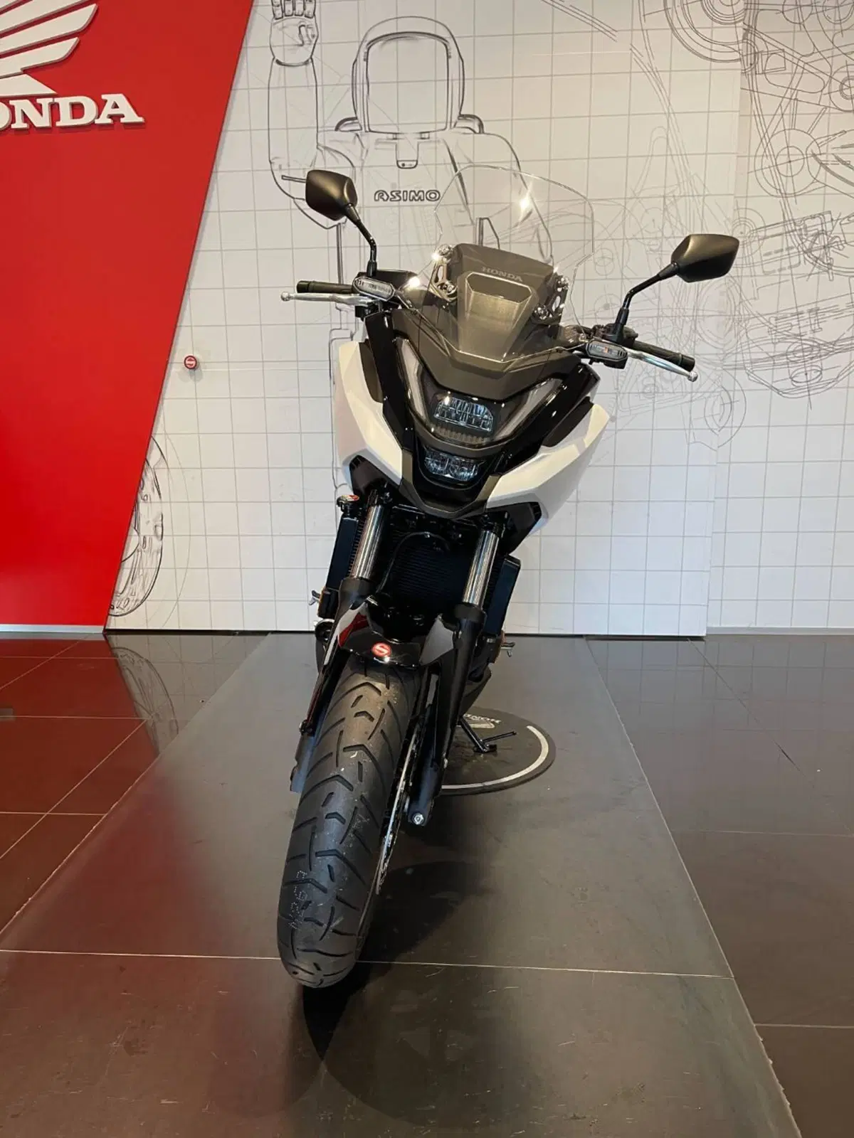 Honda NC 750 X DCT (2025 - 26) (4)