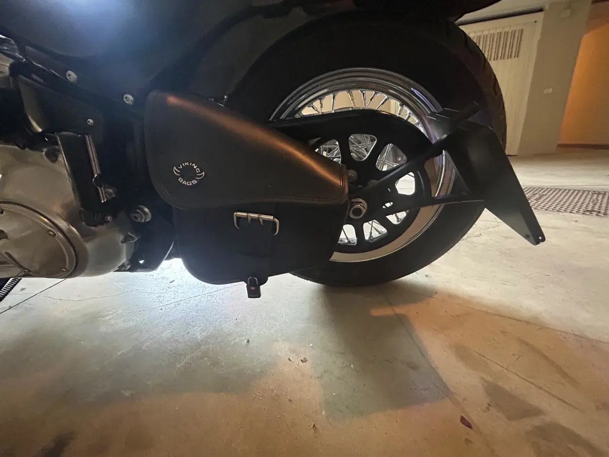 Harley-Davidson Softail Standard (2020) - FXST (10)