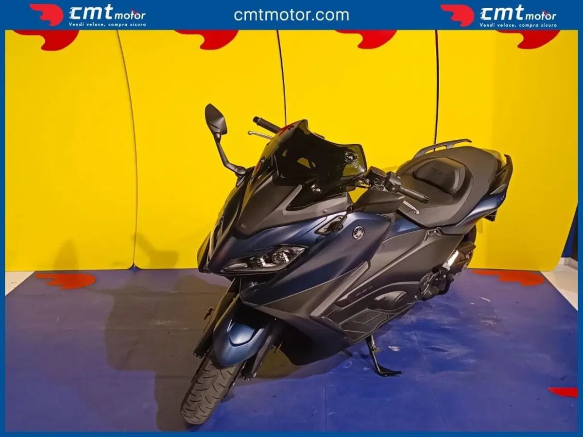 Yamaha T-Max 560 (2022 - 24) (4)