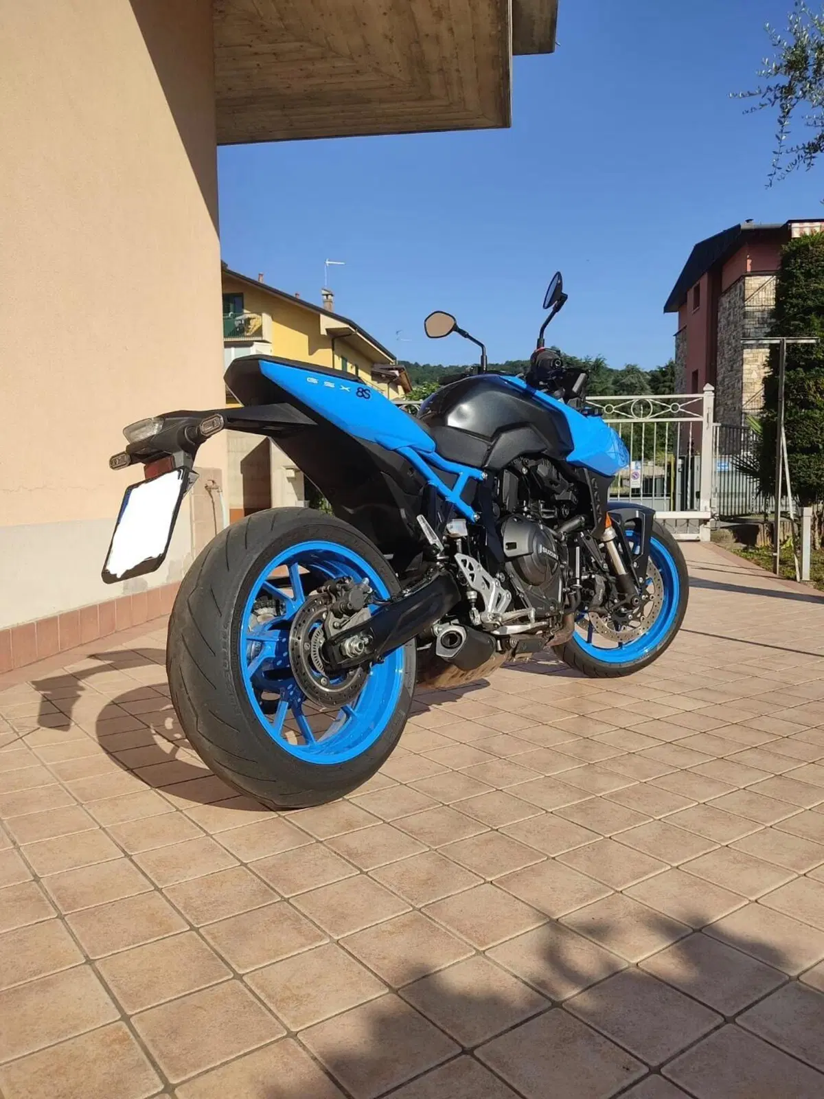 Suzuki GSX-8S (2023 - 24) (8)