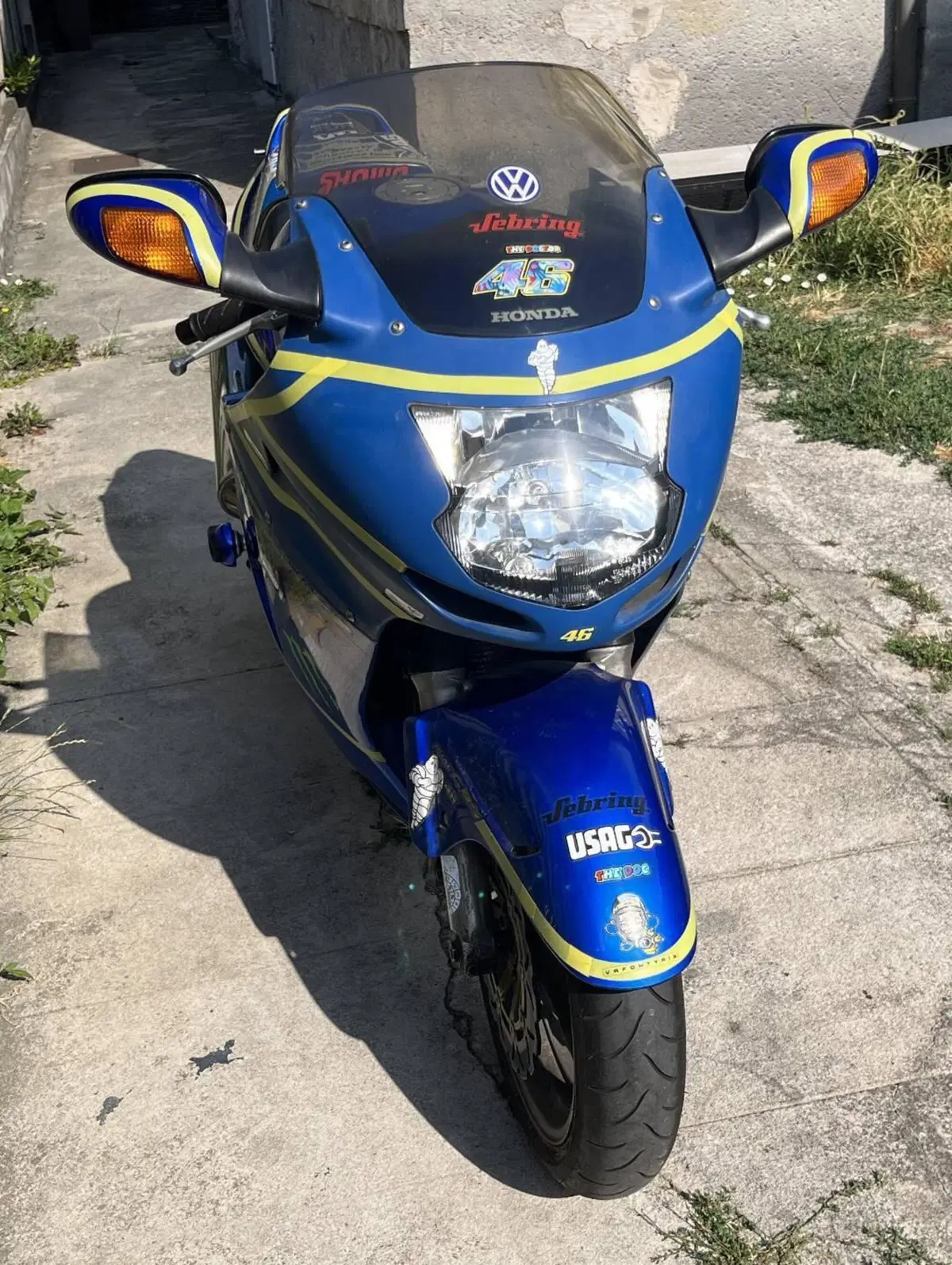 Honda CBR 1100 XX Superblackbird (1999 - 00) (4)