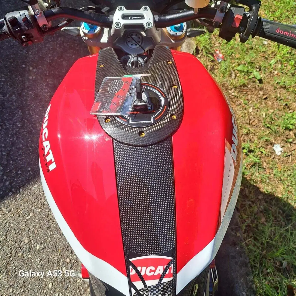 Ducati Monster 1100 S (2009-10) (9)