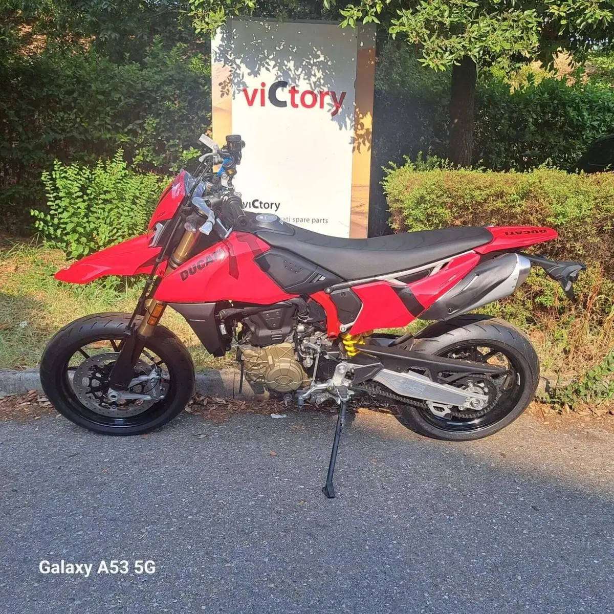 Ducati Hypermotard 698 Mono (2024 - 26) (2)