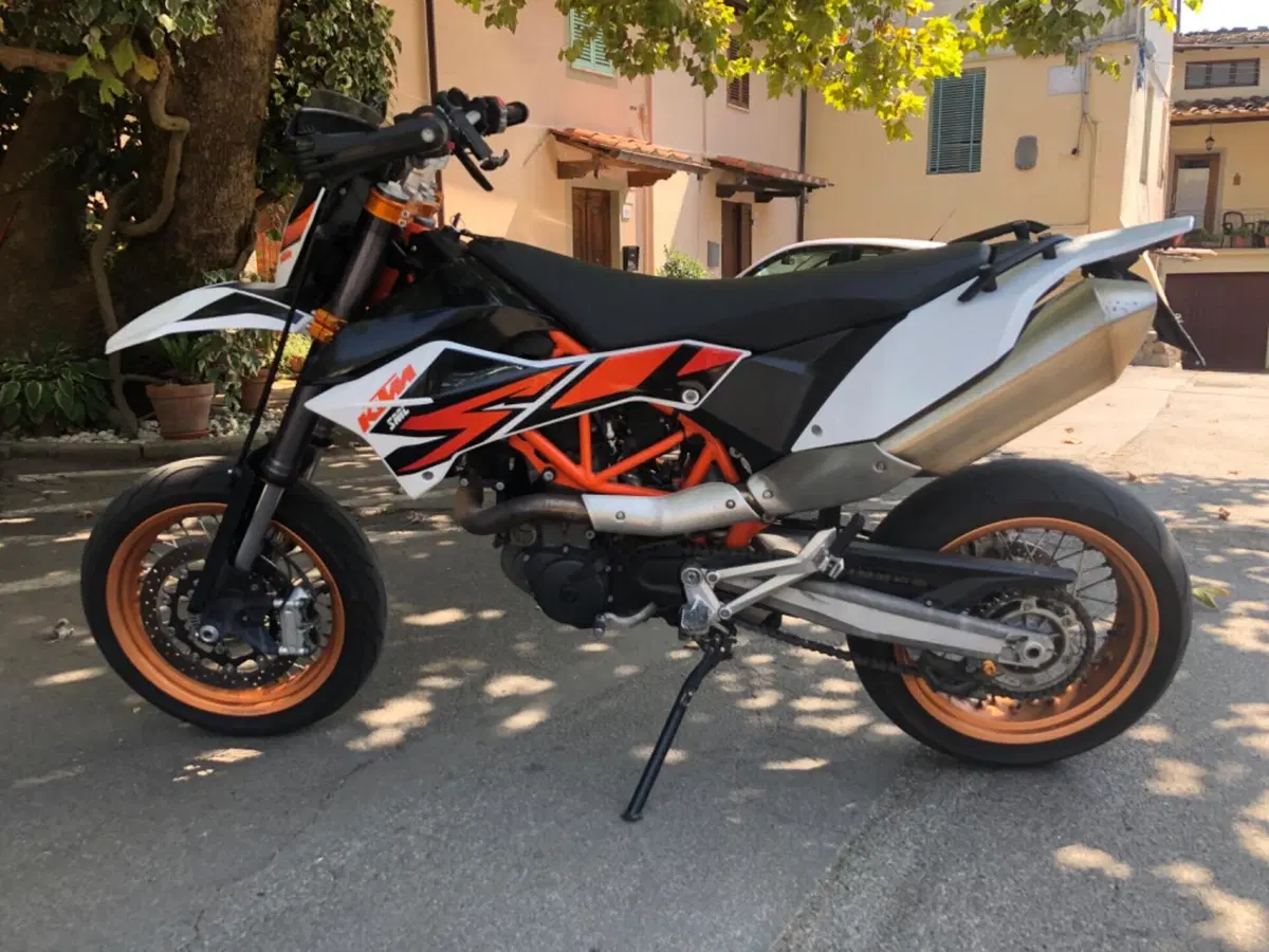 KTM 690 SMC R (2012 -17) (2)
