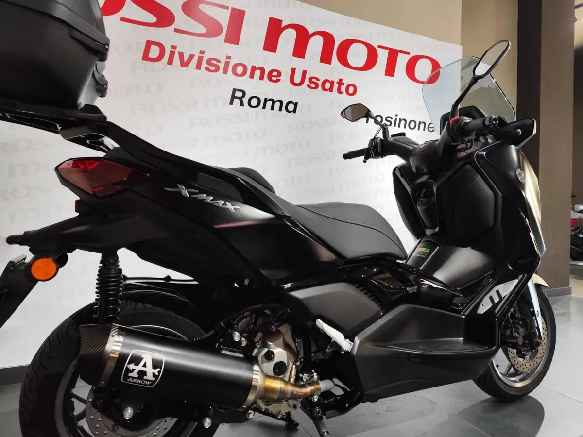 Yamaha X-Max 300 Tech Max (2021 - 24) (2)