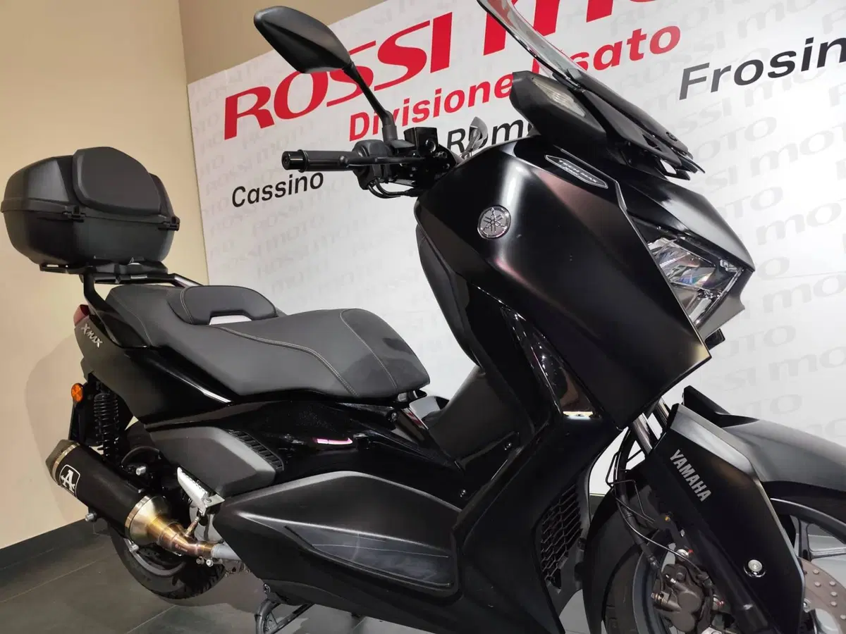 Yamaha X-Max 300 Tech Max (2021 - 24) (3)