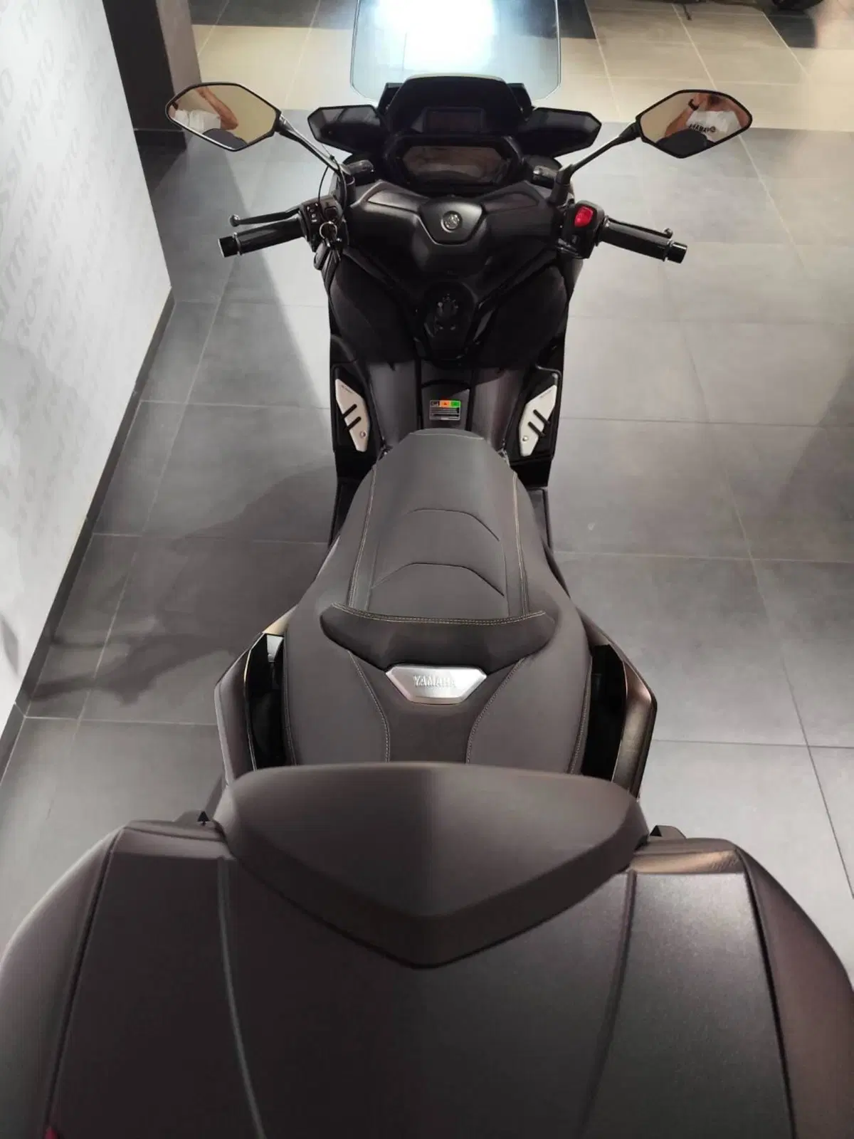 Yamaha X-Max 300 Tech Max (2021 - 24) (8)