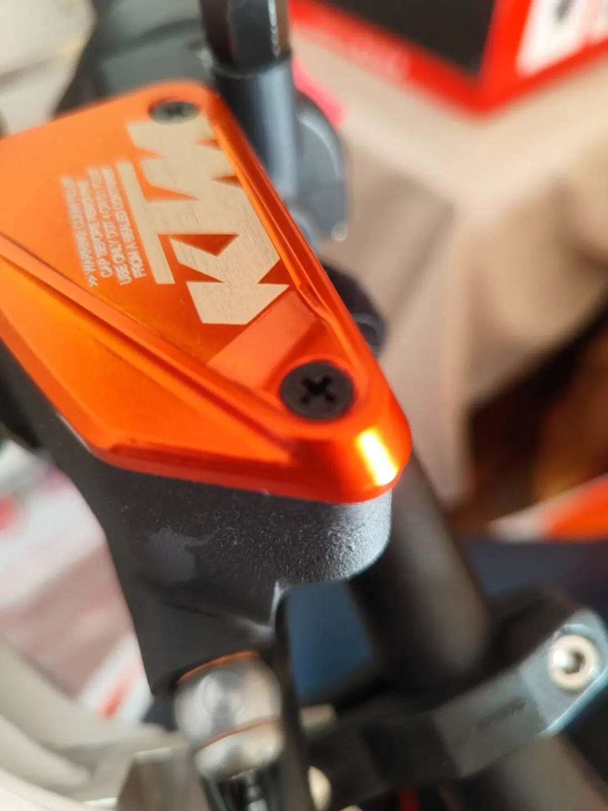 KTM 890 Adventure R Rally (2021) (10)