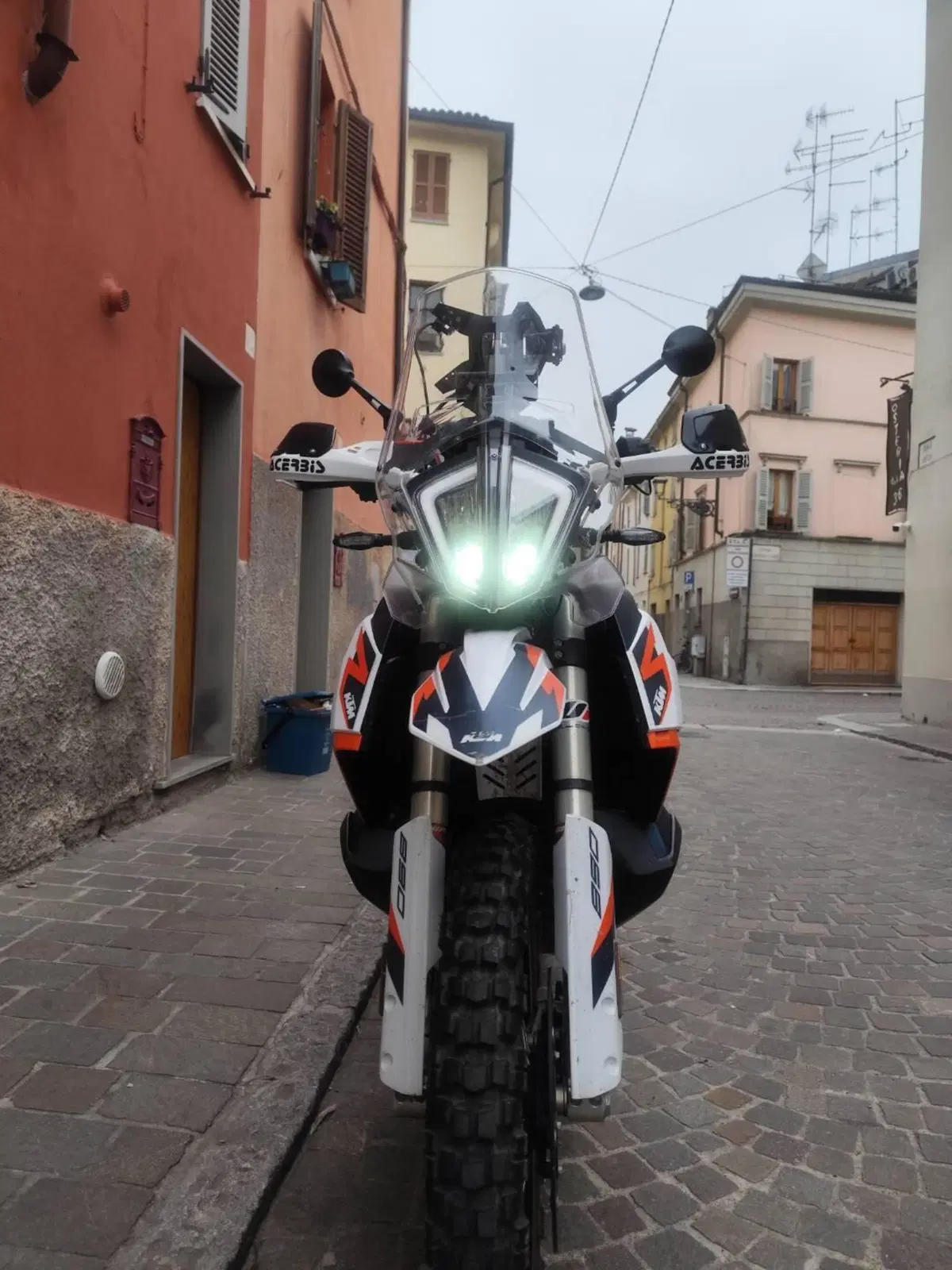 KTM 890 Adventure R Rally (2021) (17)