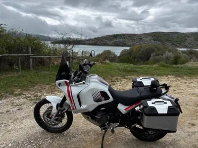 Ducati DesertX (2022 - 25) usata