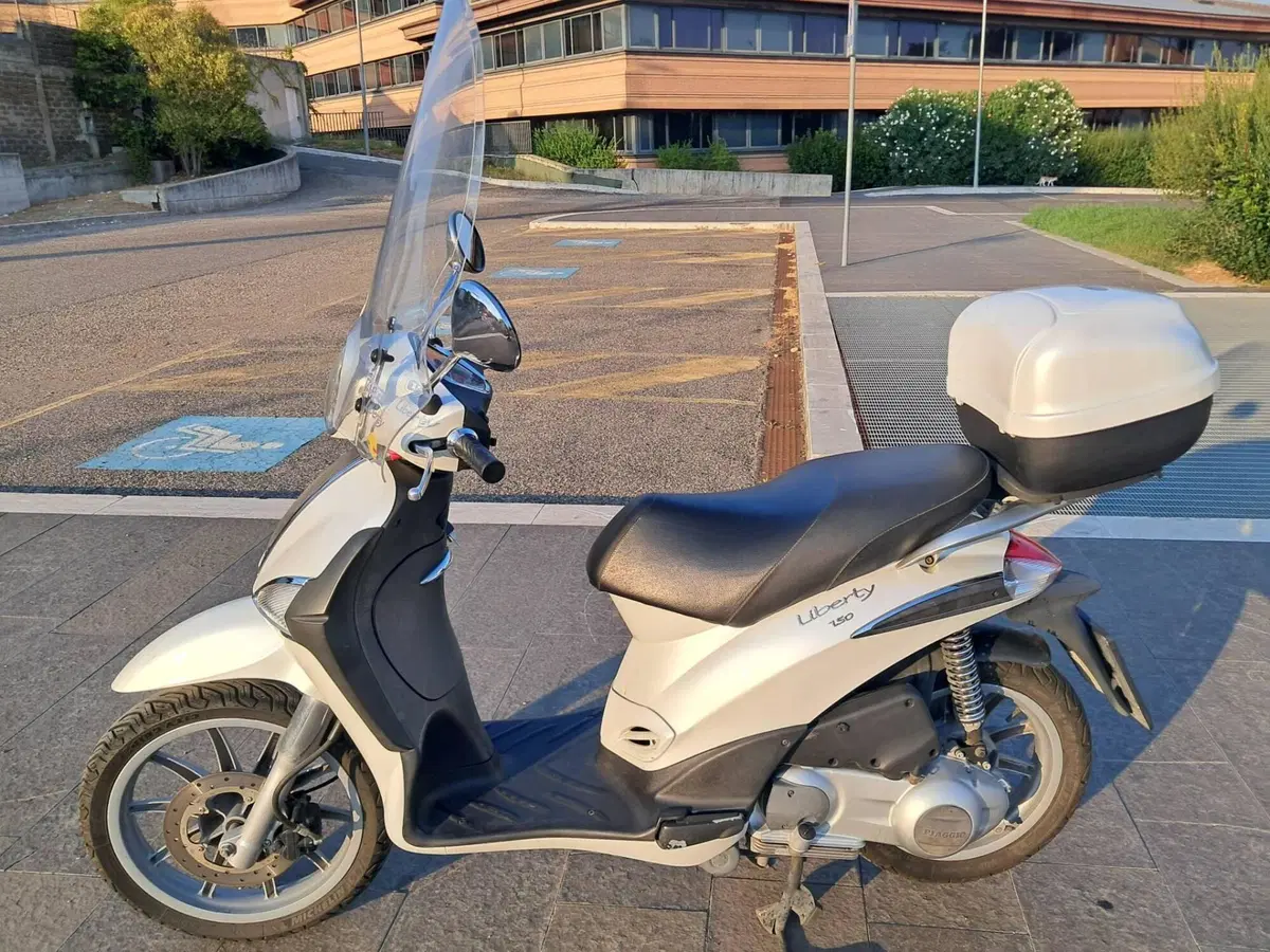 Piaggio Liberty 150 4T (2008 - 13) (3)