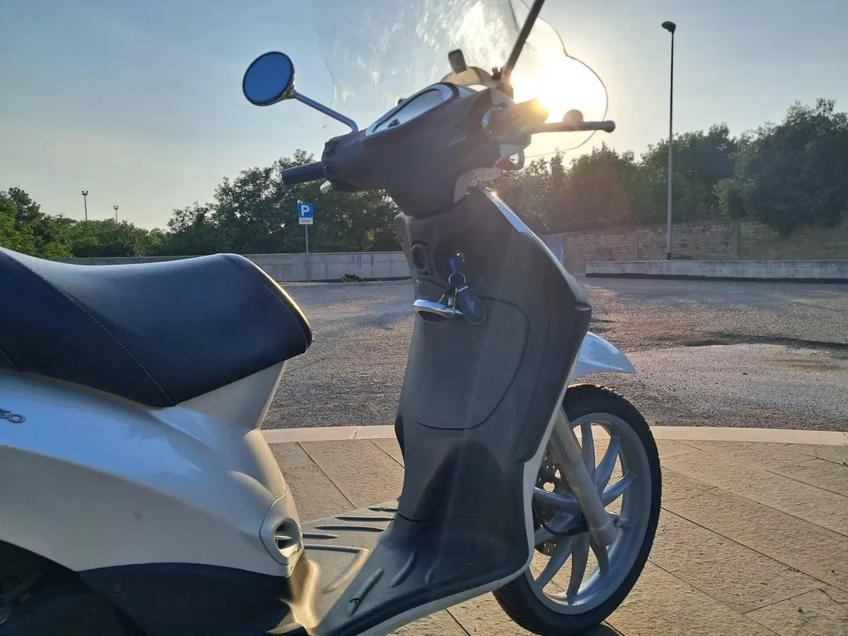 Piaggio Liberty 150 4T (2008 - 13) (8)