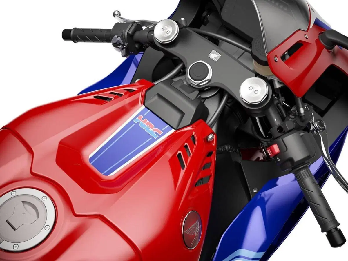 Honda CBR 1000 RR-R Fireblade SP (2024 - 26) (2)