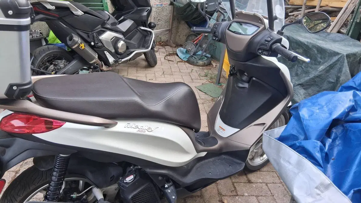 Piaggio Medley 150 (2020) (2)