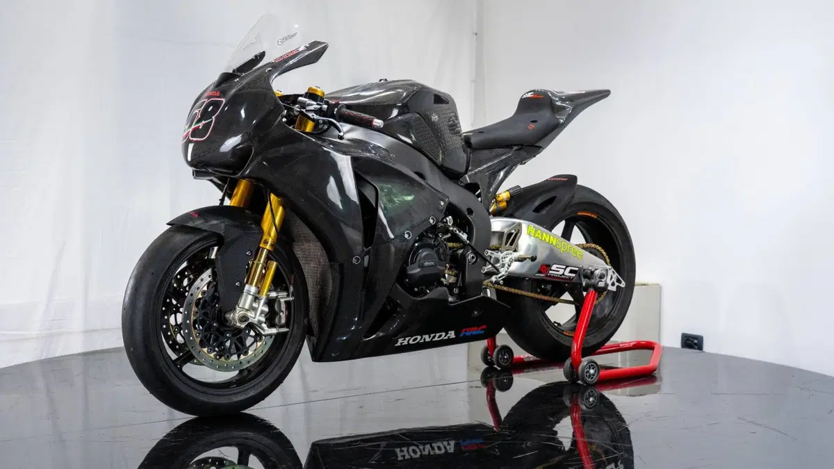 Honda CBR 1000 RR Fireblade (2008 - 11) (12)