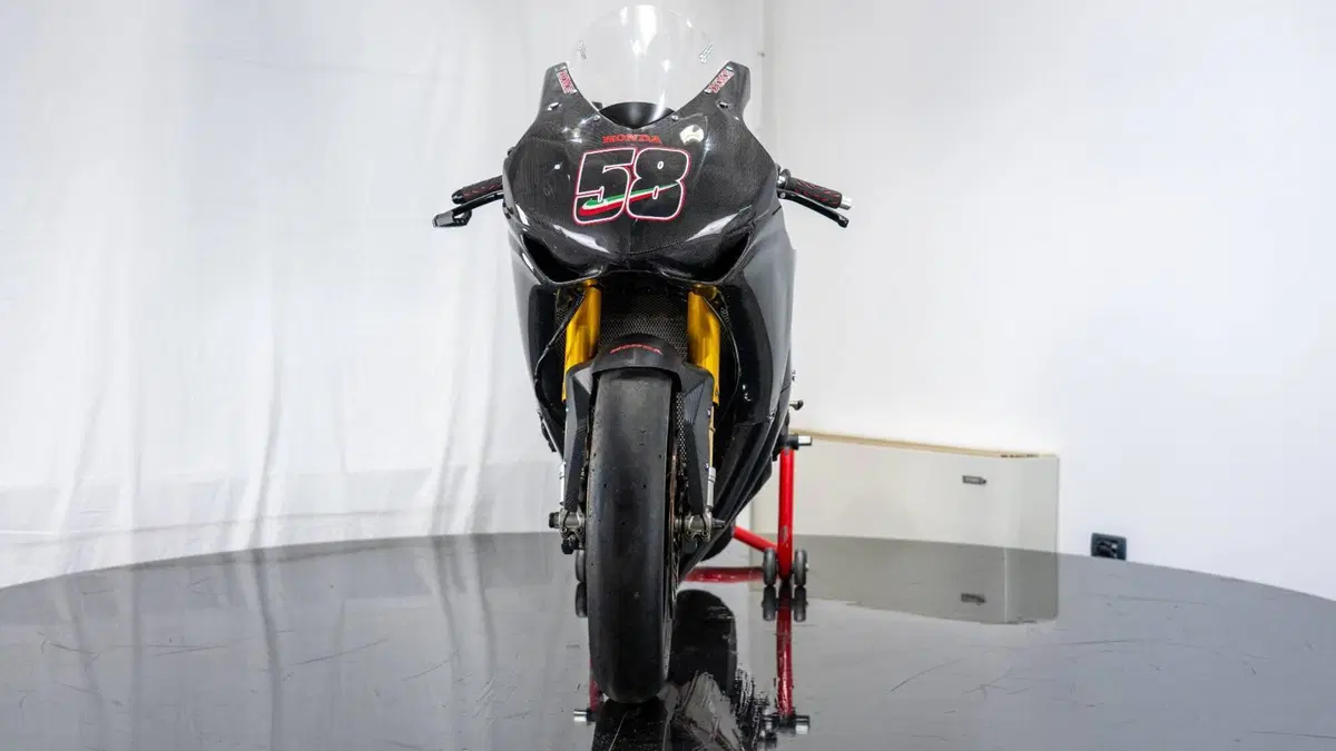 Honda CBR 1000 RR Fireblade (2008 - 11) (13)