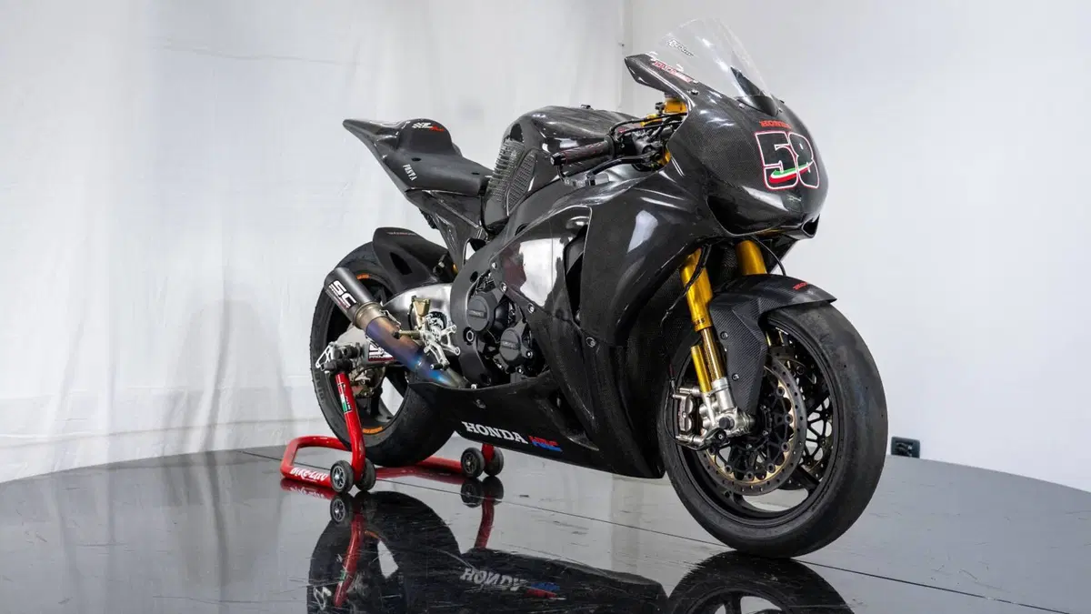 Honda CBR 1000 RR Fireblade (2008 - 11) (14)