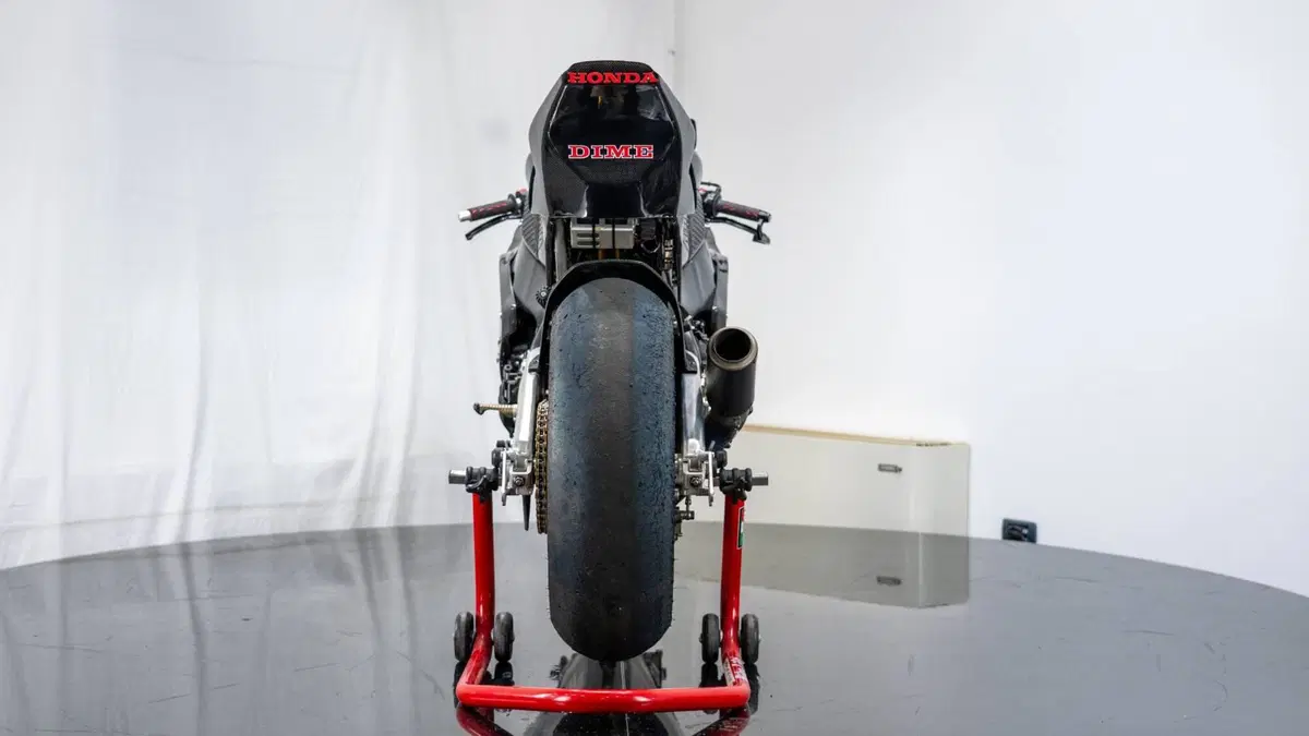 Honda CBR 1000 RR Fireblade (2008 - 11) (17)