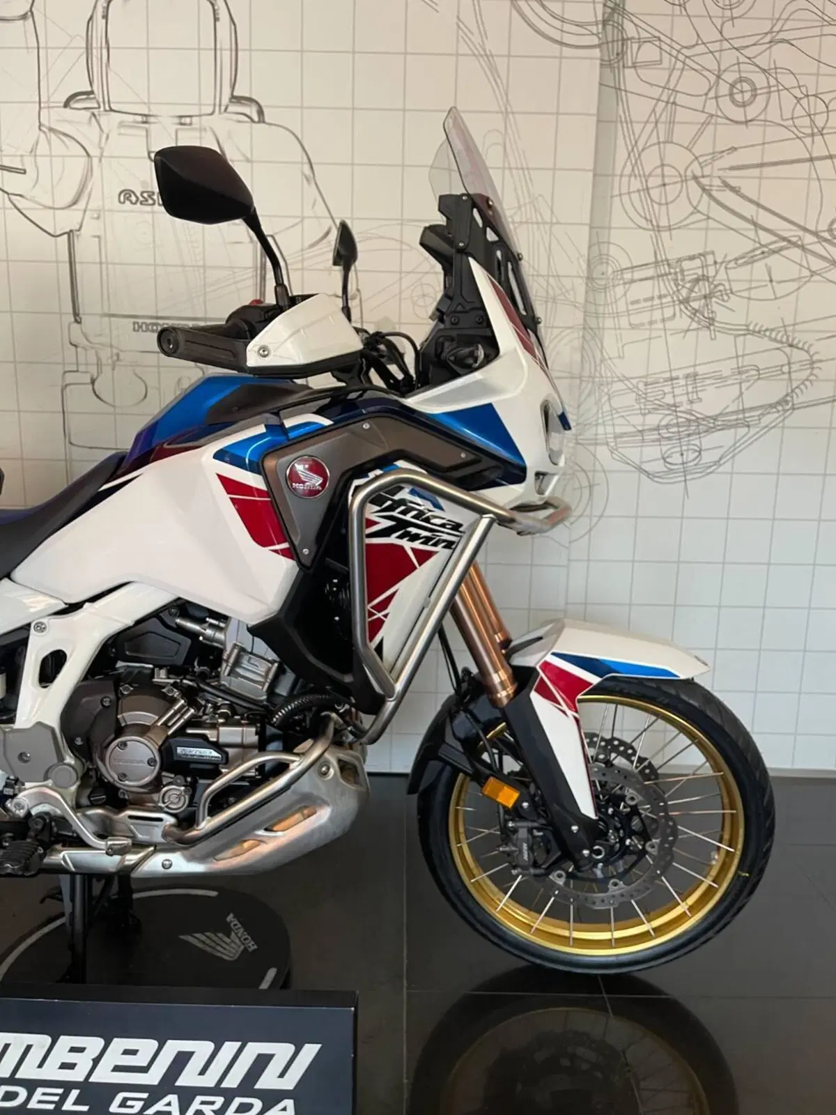 Honda Africa Twin CRF 1100L Adventure Sports DCT Travel Edition (2022 - 23) (2)