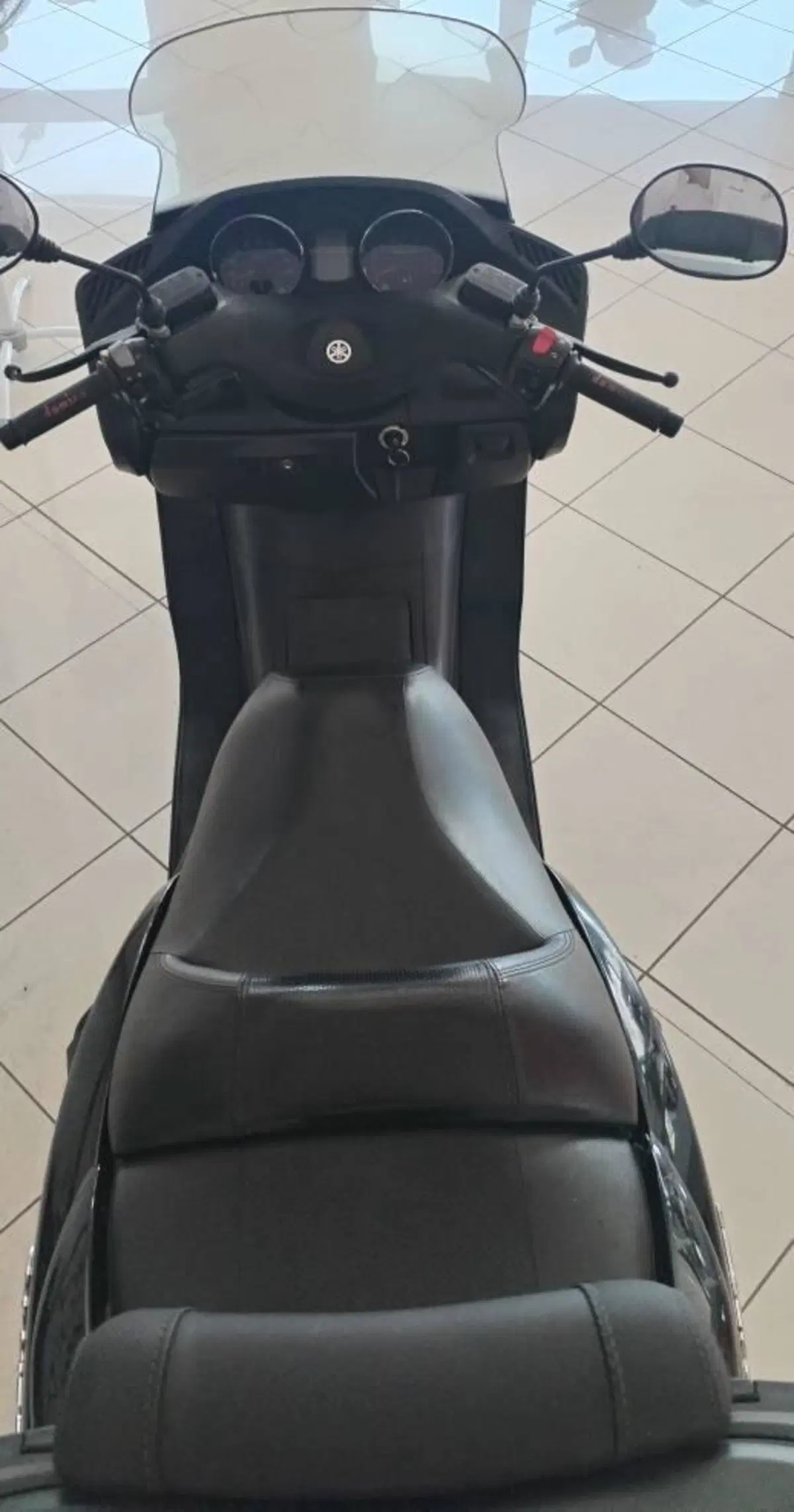 Yamaha Majesty 400 (2004 - 08) (10)