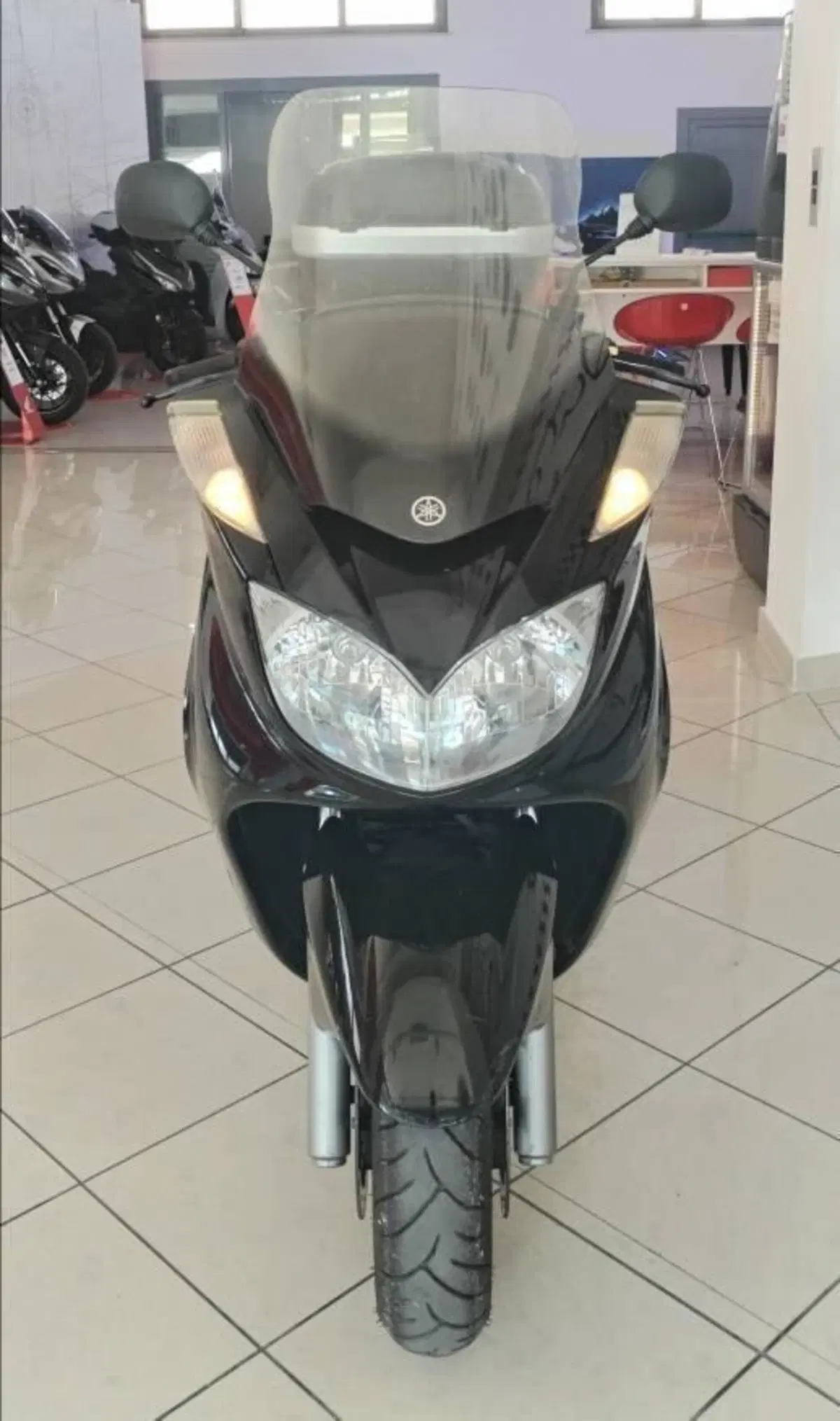 Yamaha Majesty 400 (2004 - 08) (7)