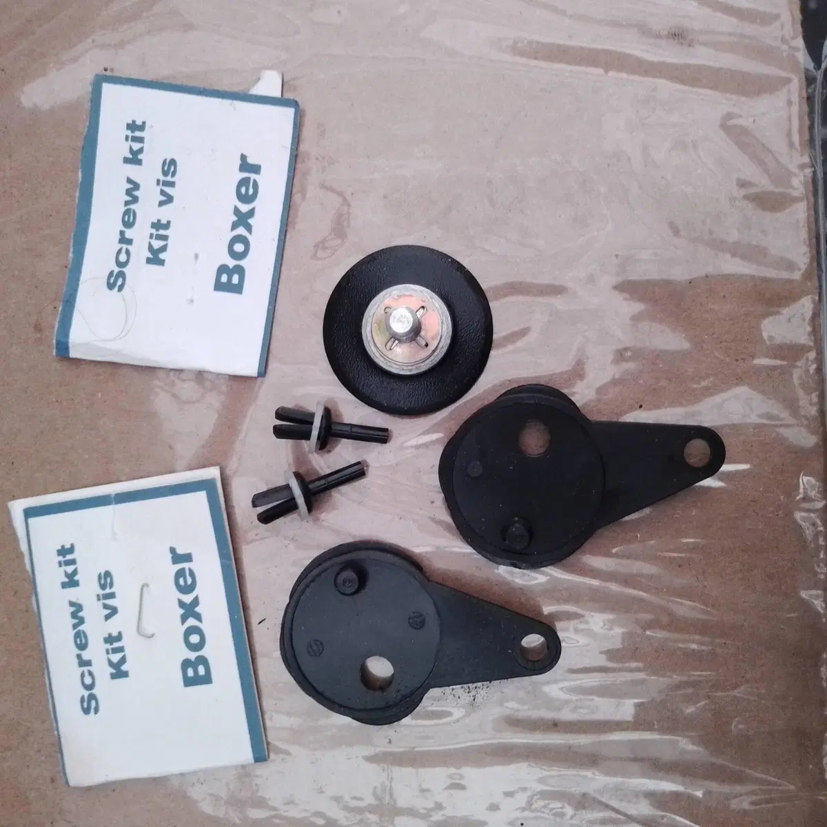 Viti per visiera casco Roof Boxer (4)