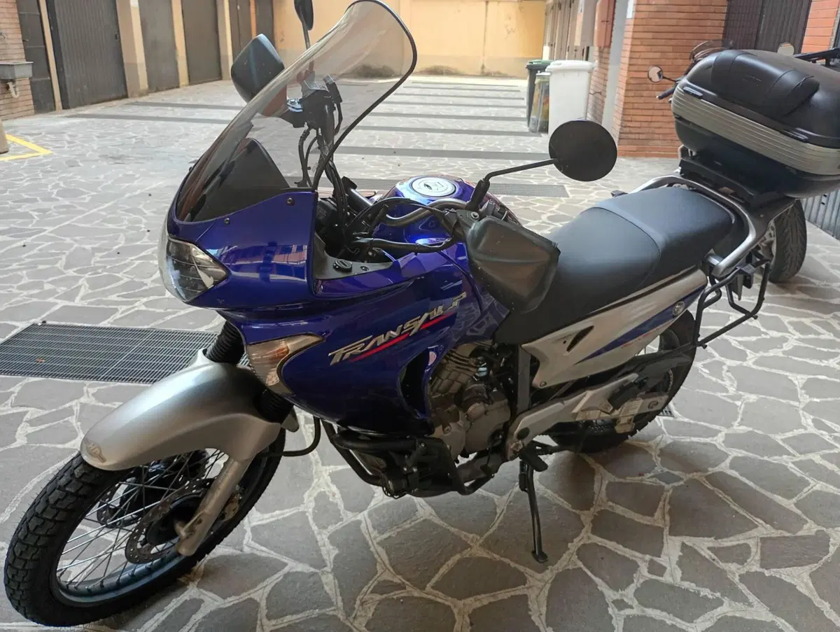 Honda Transalp XL 650V (2005 - 06) (4)