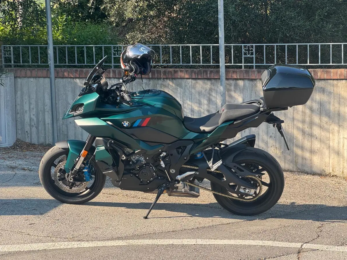 Bmw M 1000 XR (2024 - 27) (2)