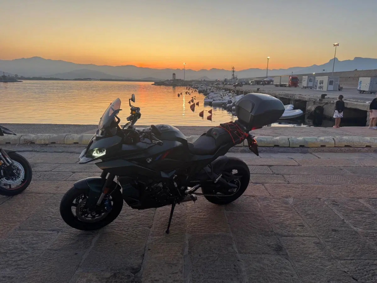 Bmw M 1000 XR (2024 - 27) (5)