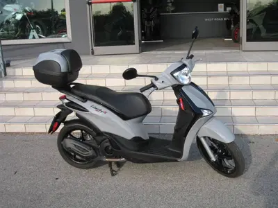 Piaggio Liberty 150 3V S ABS (2021 - 24) usata