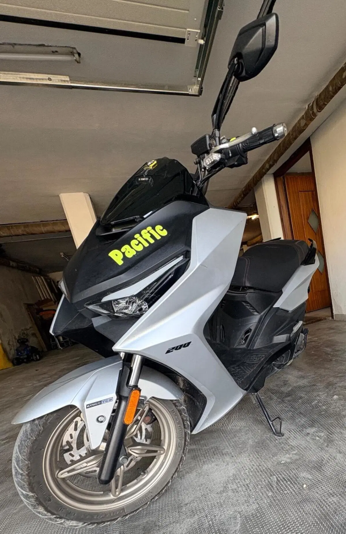 Kymco KRV 200 (2023 - 26) (4)