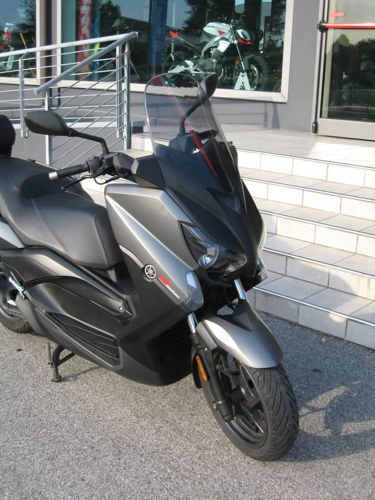 Yamaha X-Max 125 ABS (2017) (2)