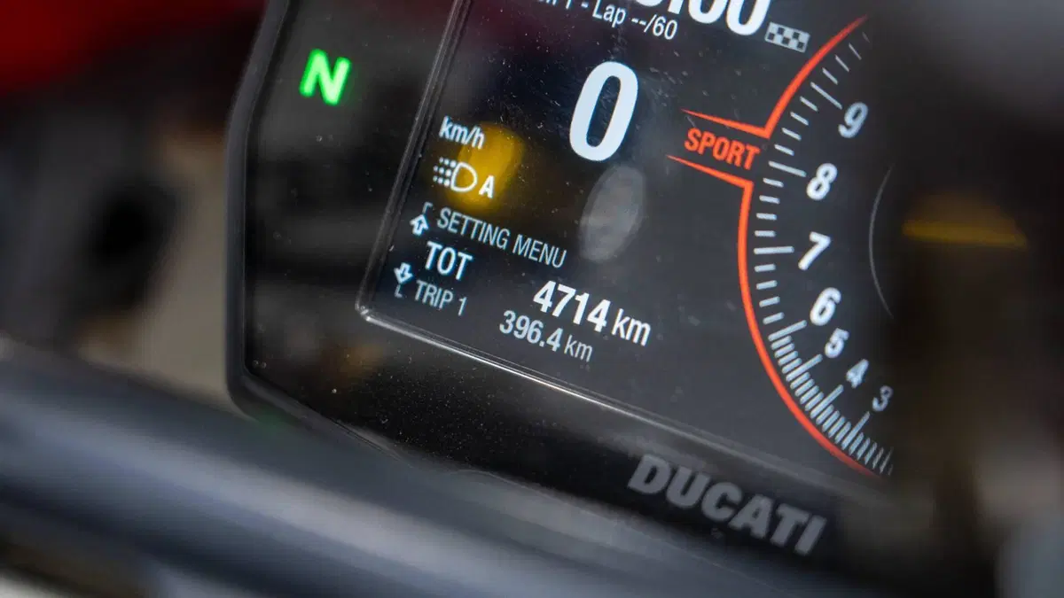 Ducati Panigale V4 R (2023 - 24) (20)