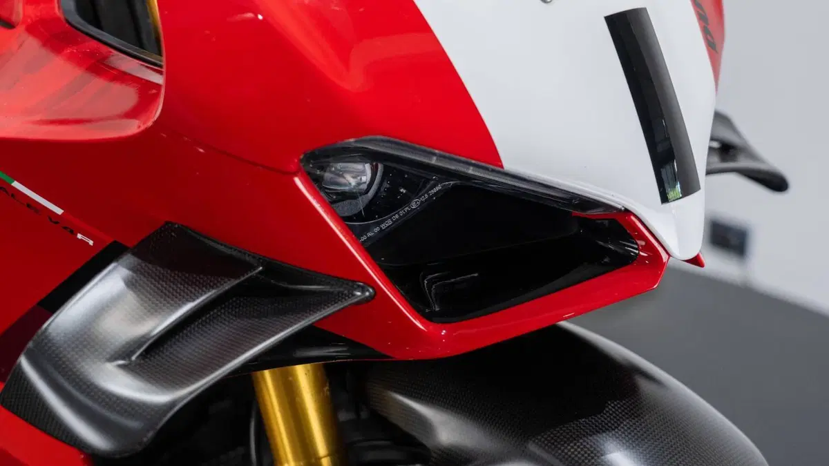 Ducati Panigale V4 R (2023 - 24) (11)