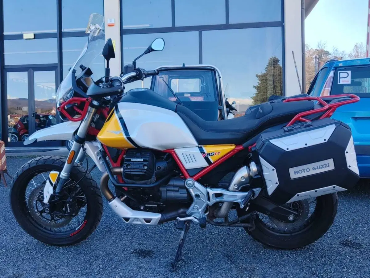 Moto Guzzi V85 TT (2019 - 20) (2)
