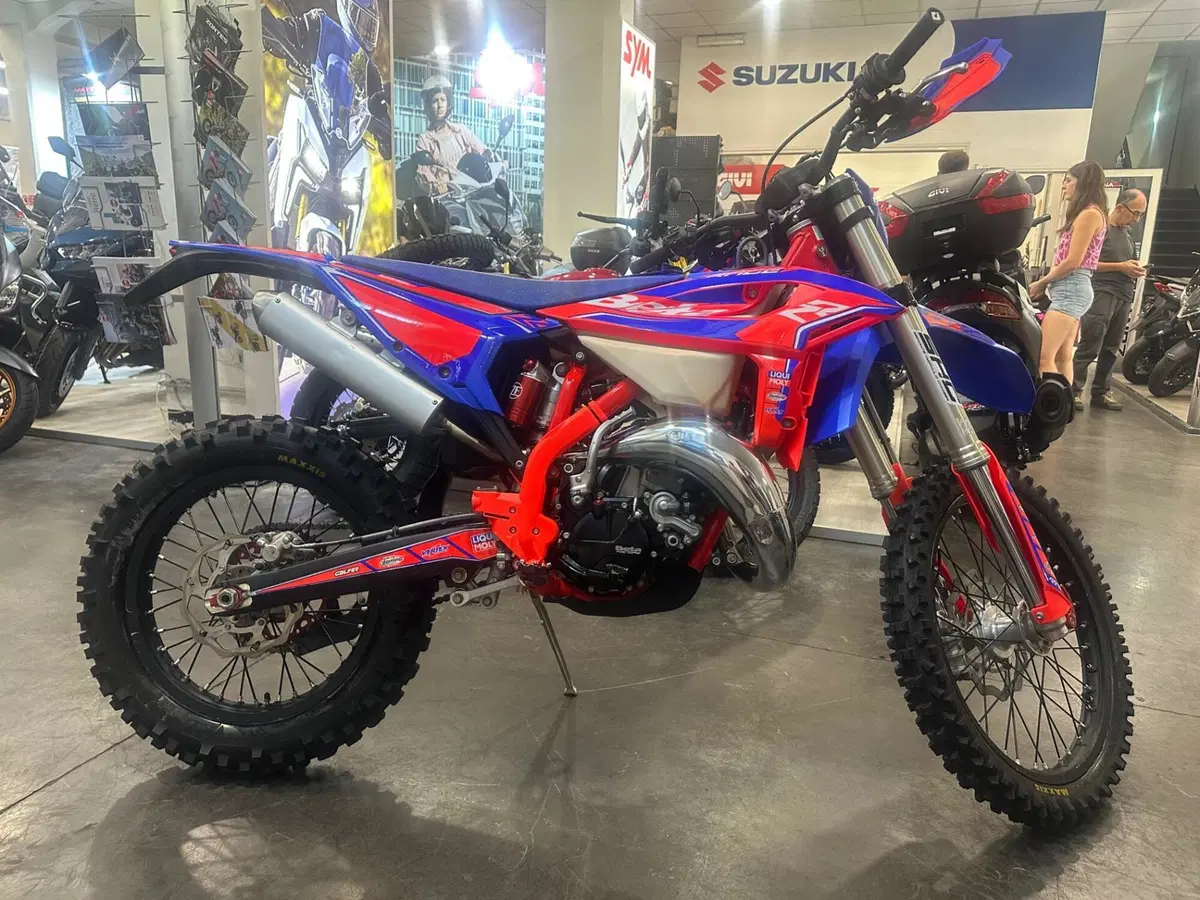 Betamotor RR 125 2T Enduro Race (2025) (7)