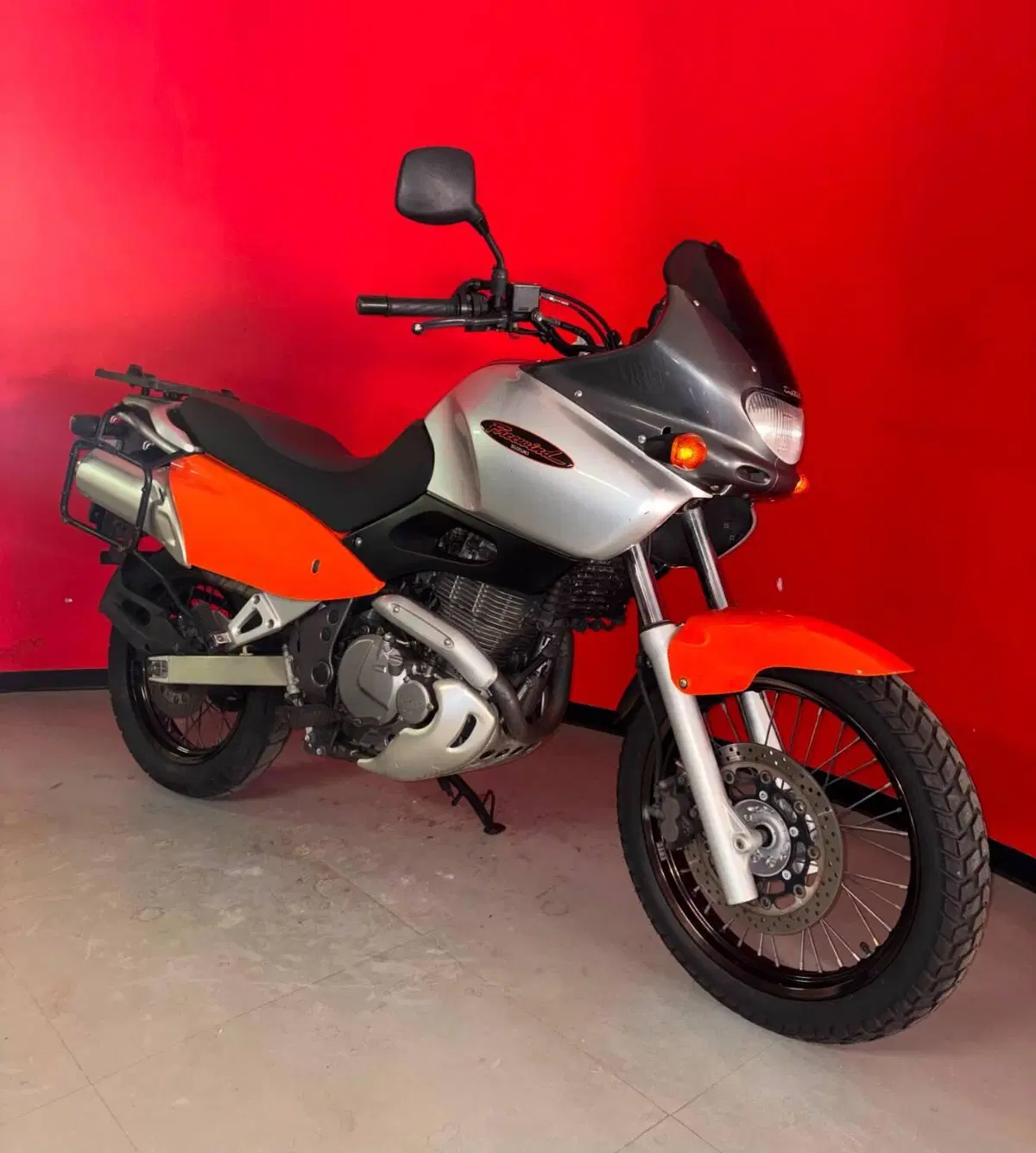 Suzuki XF 650 Freewind (1997 - 03) (2)