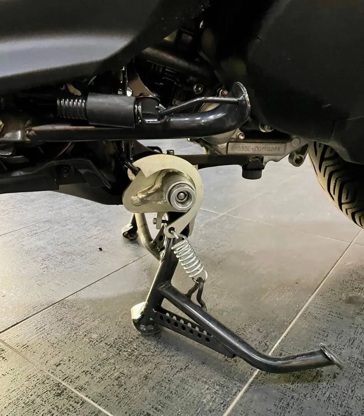 Yamaha X-Max 300 Tech Max (2025 - 26) (5)