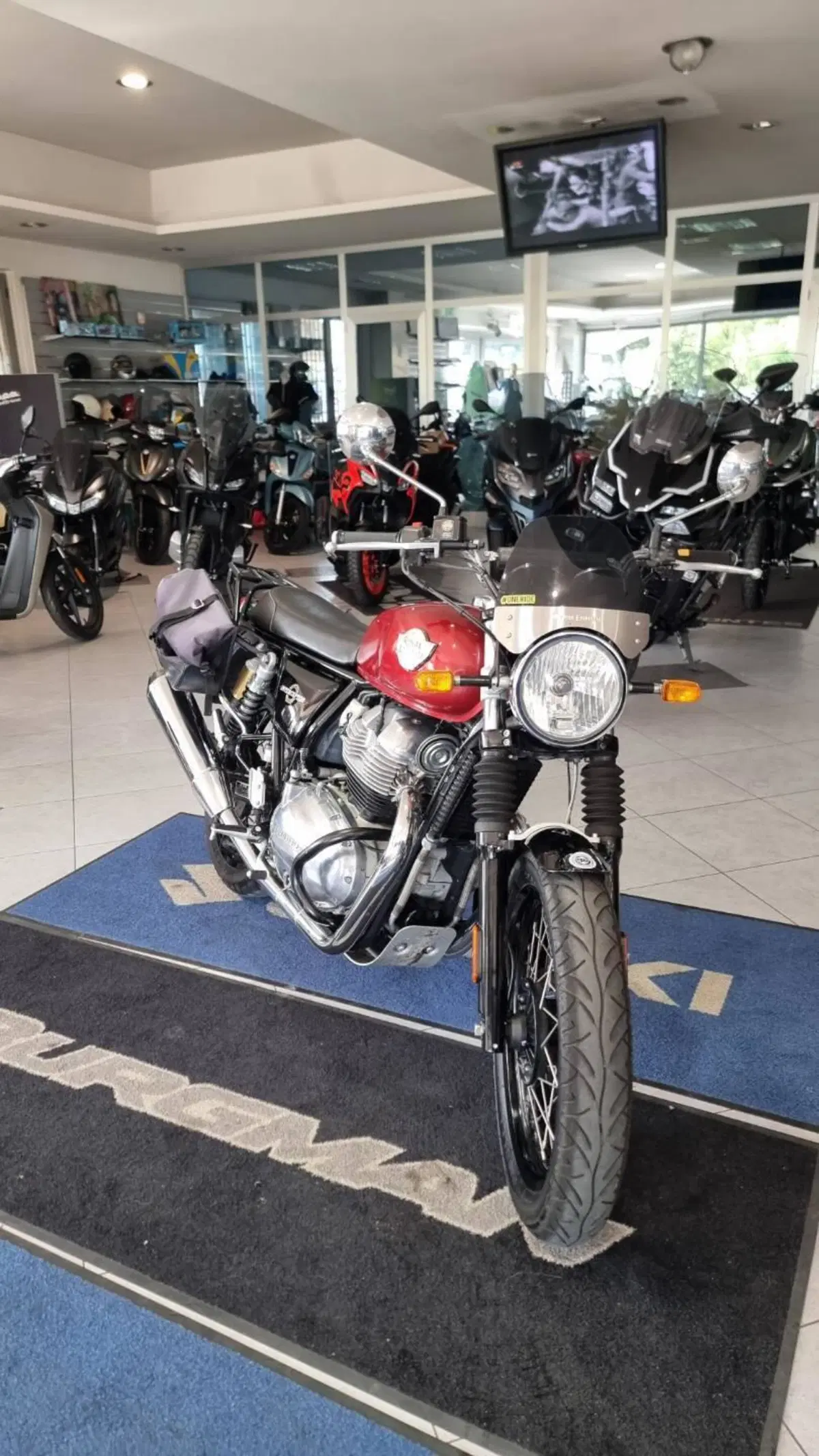 Royal Enfield Interceptor 650 (2021 - 26) (3)